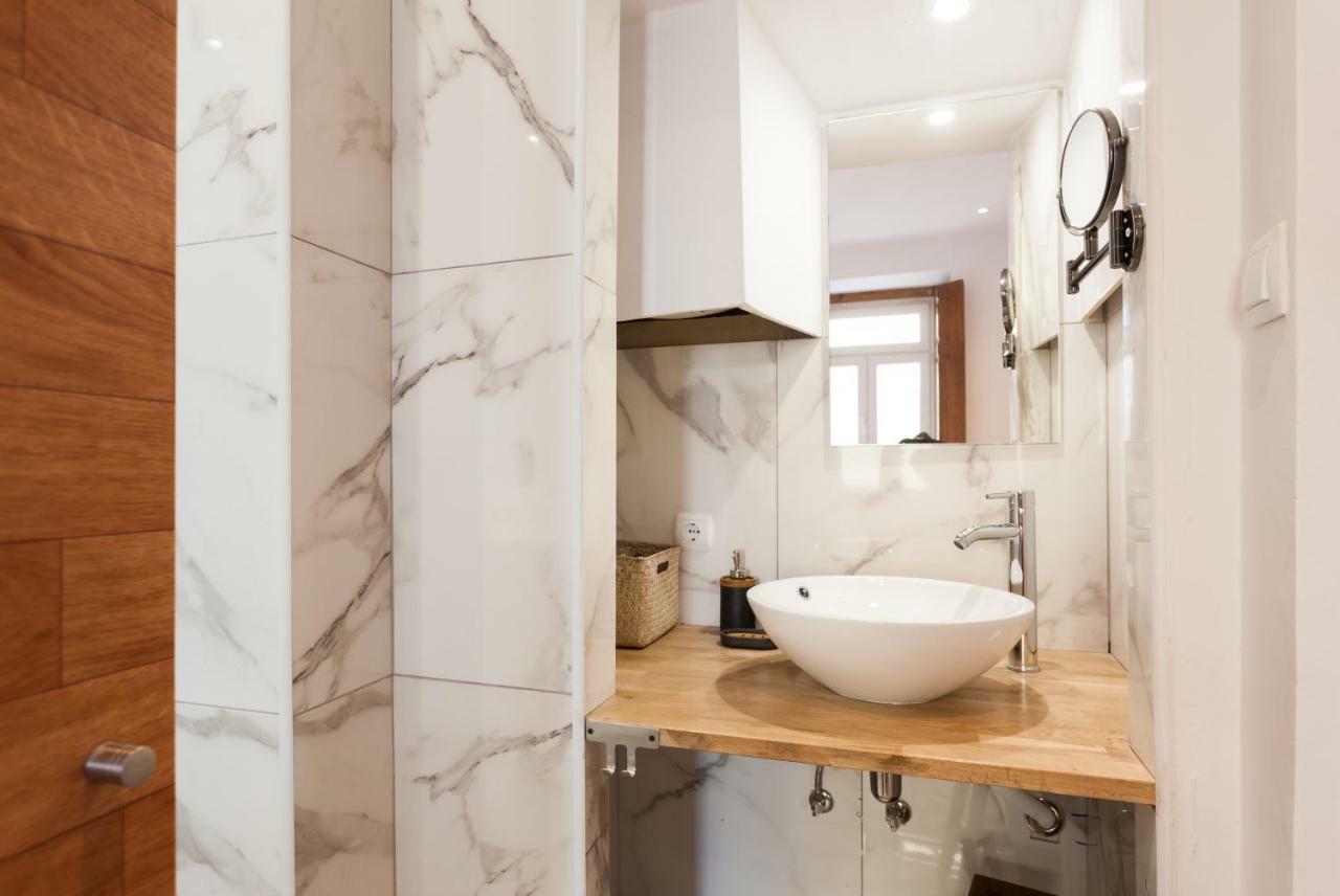 Rossio Vintage Two-Bedroom Apartment - By Lu Holidays Lisboa Eksteriør bilde